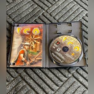 Ico (SONY PlayStation 2) PS2 Shadow of the Colossus (Read Description)